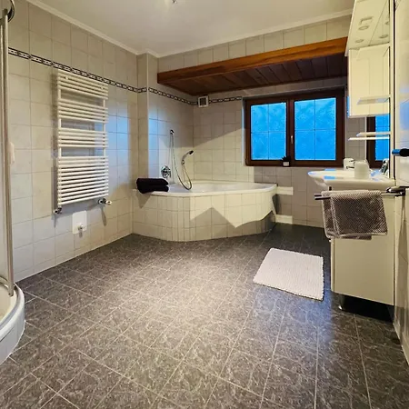 Lothse Shar アパート Dölsach