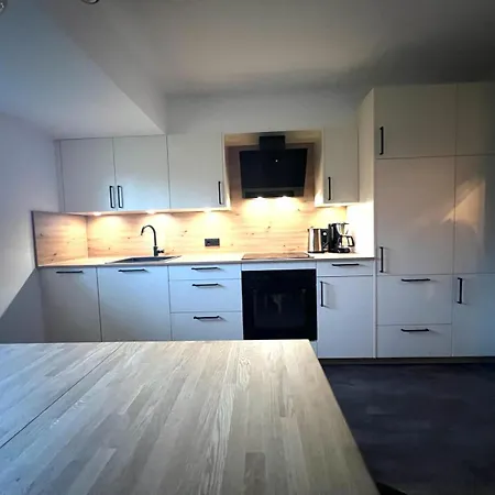 公寓 Lothse Shar *